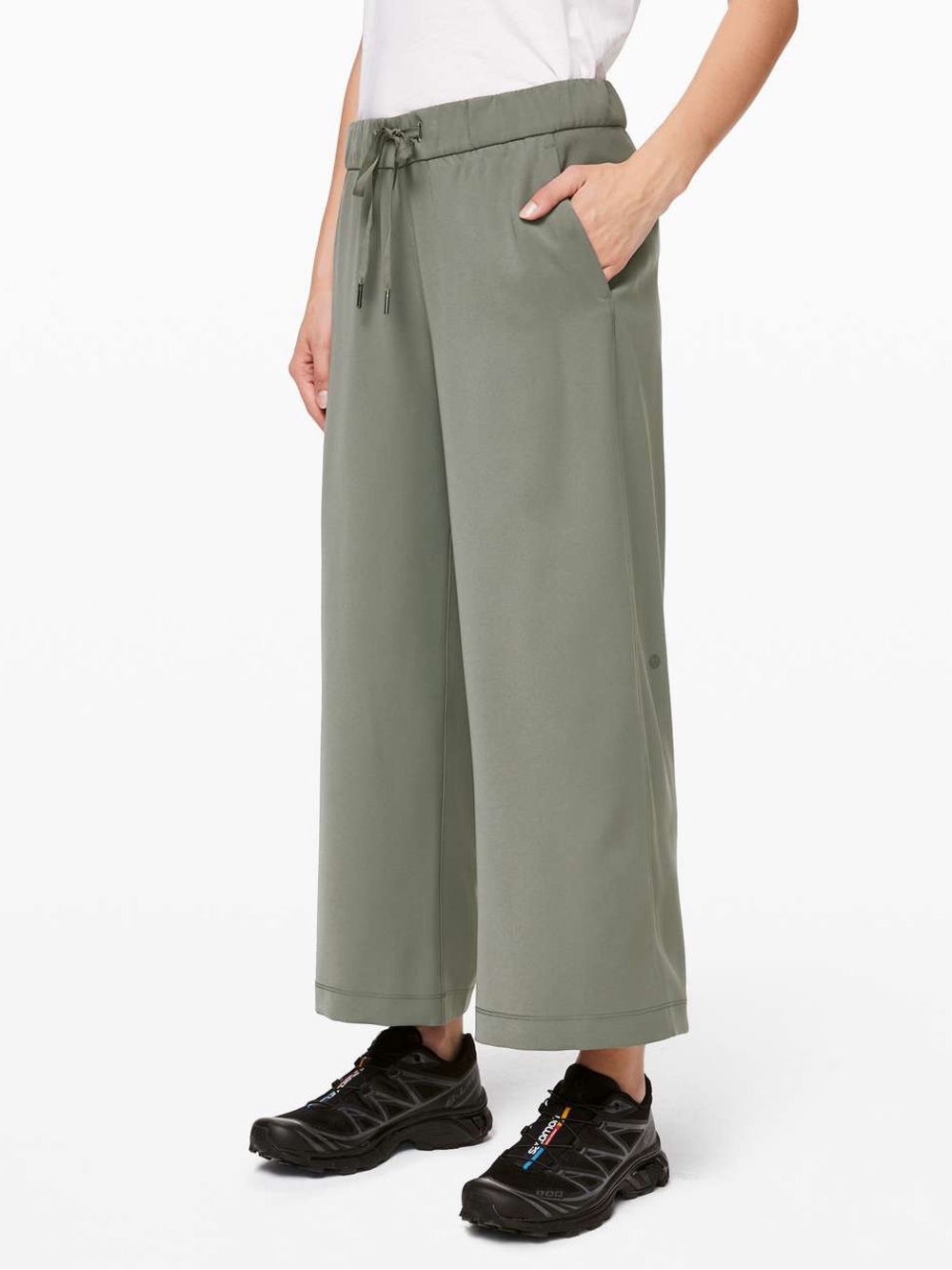 Lululemon On the Fly Wide-Leg 7/8 Pant Woven Grey Sage Green Size 4